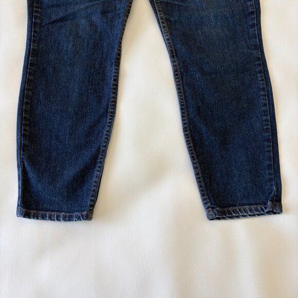 G.H. Bass & Co Jean Womens 14 Blue Slim Fit Mid-Rise Medium Wash Stretch Denim - Picture 3 of 11